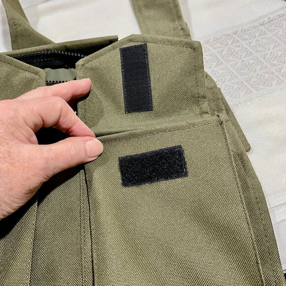 Vintage Yak Pak - Olive Drab - Near Mint - Picture 8 of 9